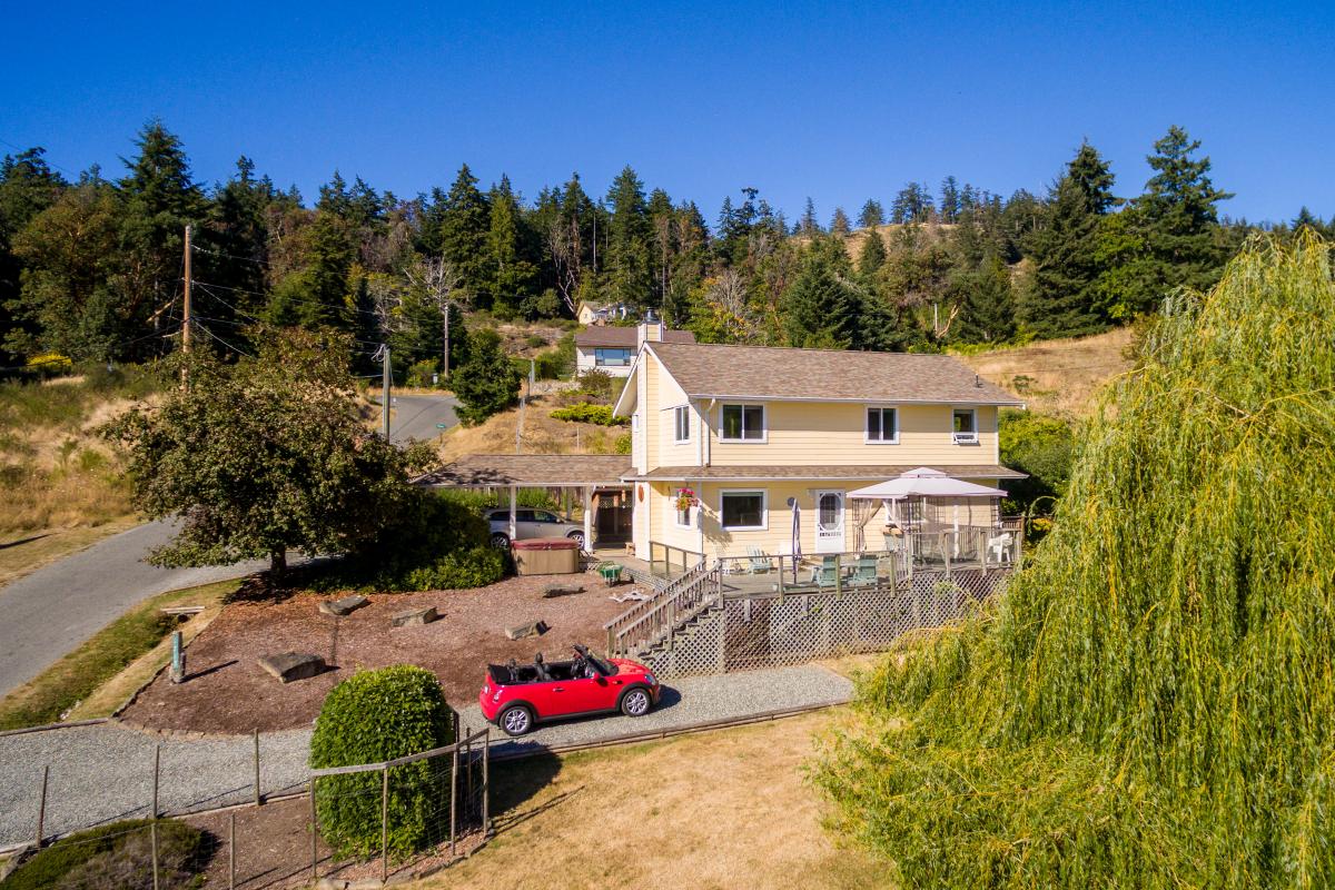 368408 1212 Bridges Rd, GI Pender Island Dockside Realty